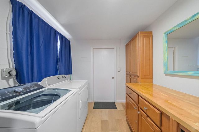 2923 LINWOOD DRIVE, Sarasota, FL 34232
