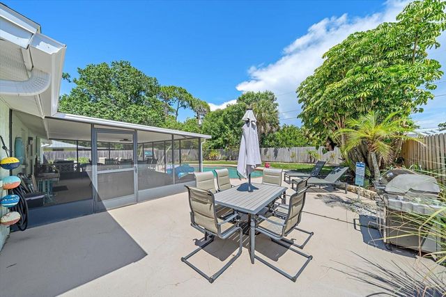 2923 LINWOOD DRIVE, Sarasota, FL 34232