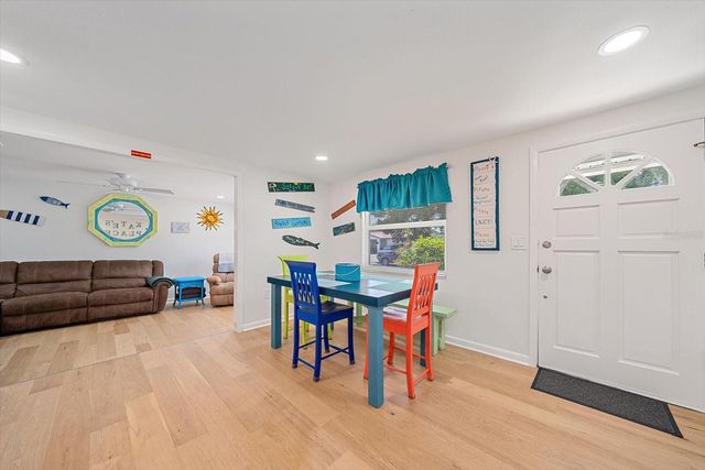 2923 LINWOOD DRIVE, Sarasota, FL 34232