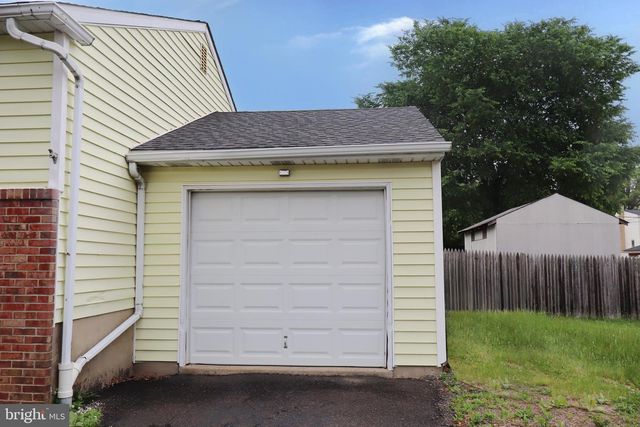 1203 OSBOURNE AVE, Abington, PA 19001