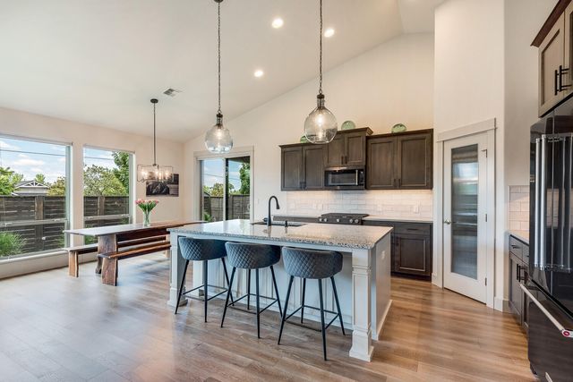 63173 Iner Loop, Bend, OR 97701