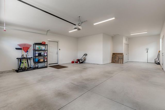 63173 Iner Loop, Bend, OR 97701