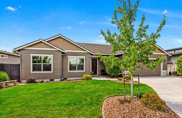 63173 Iner Loop, Bend, OR 97701