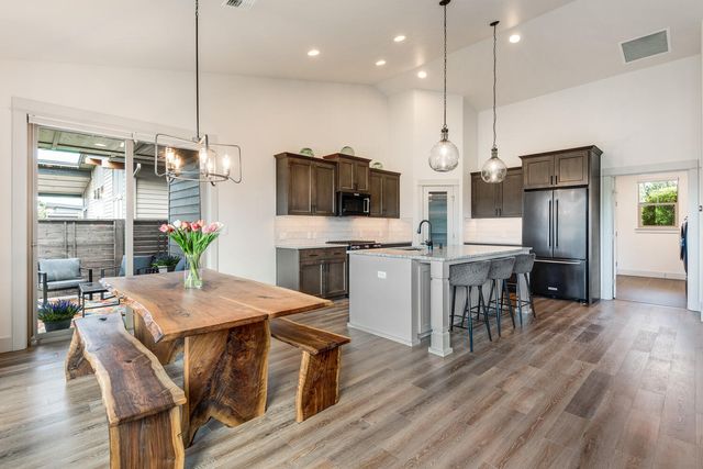 63173 Iner Loop, Bend, OR 97701