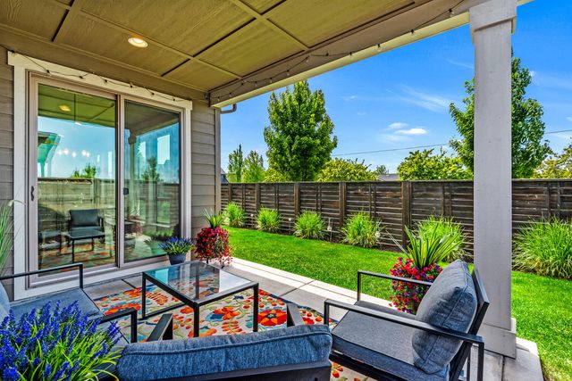 63173 Iner Loop, Bend, OR 97701