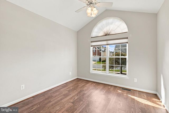 5619 E KESSLERS XING, Fredericksburg, VA 22407