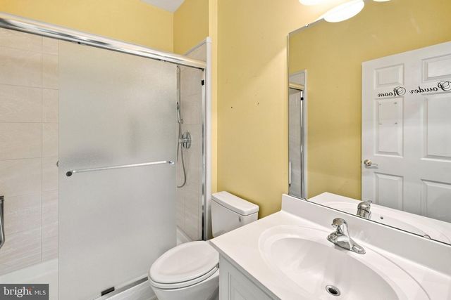 5619 E KESSLERS XING, Fredericksburg, VA 22407