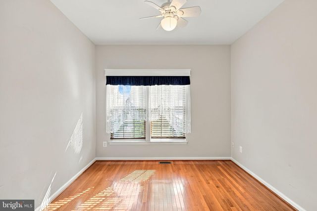 5619 E KESSLERS XING, Fredericksburg, VA 22407