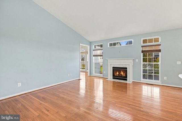 5619 E KESSLERS XING, Fredericksburg, VA 22407