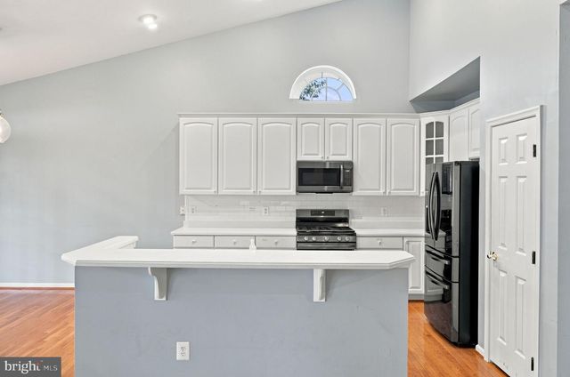 5619 E KESSLERS XING, Fredericksburg, VA 22407
