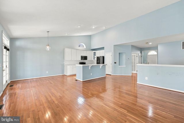 5619 E KESSLERS XING, Fredericksburg, VA 22407