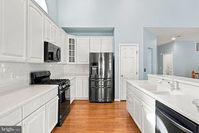 5619 E KESSLERS XING, Fredericksburg, VA 22407
