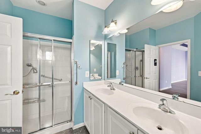 5619 E KESSLERS XING, Fredericksburg, VA 22407