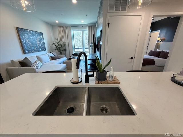 2120 N Downing Street 304, Denver, CO 80205