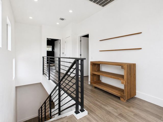 4402 Mount Vernon DR A, Austin, TX 78745