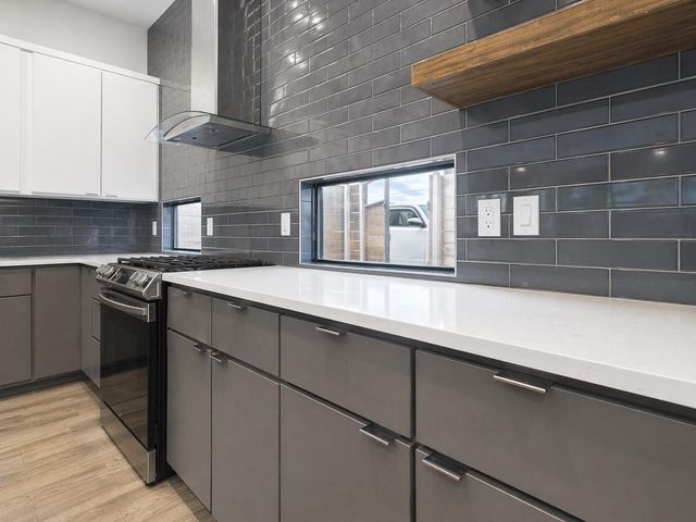 4402 Mount Vernon DR A, Austin, TX 78745