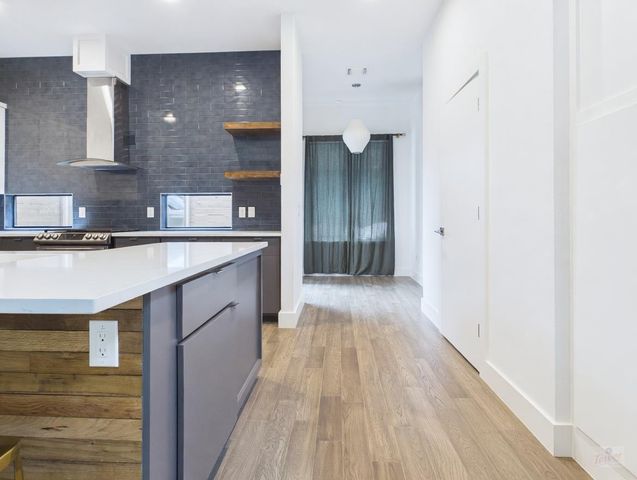 4402 Mount Vernon DR A, Austin, TX 78745