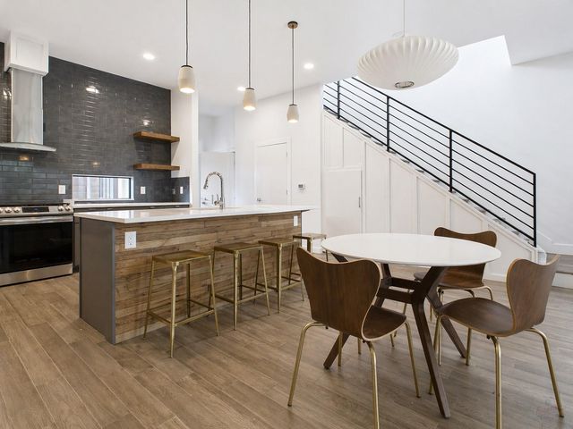 4402 Mount Vernon DR A, Austin, TX 78745