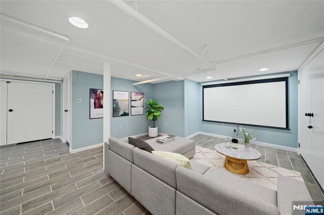 243 Jefferson Avenue, Cresskill, NJ 07626