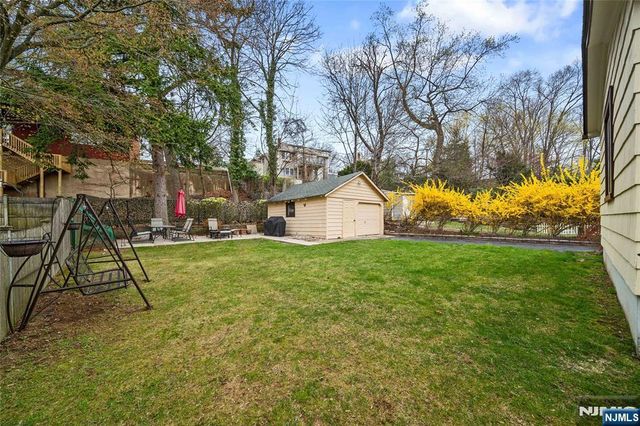 243 Jefferson Avenue, Cresskill, NJ 07626