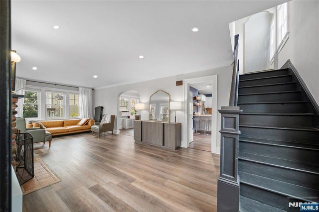 243 Jefferson Avenue, Cresskill, NJ 07626