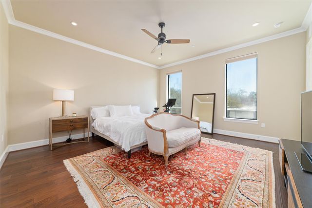 2221 Welch Street 201, Houston, TX 77019