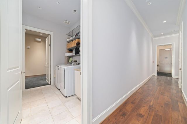 2221 Welch Street 201, Houston, TX 77019