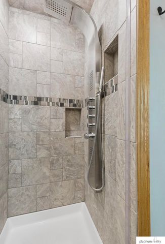 3727 Lawnwood Drive, Bellevue, NE 68123
