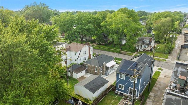 39 W Elza Avenue, Hazel Park, MI 48030