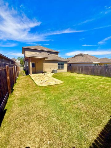 380 Blue Sage DR, Leander, TX 78641