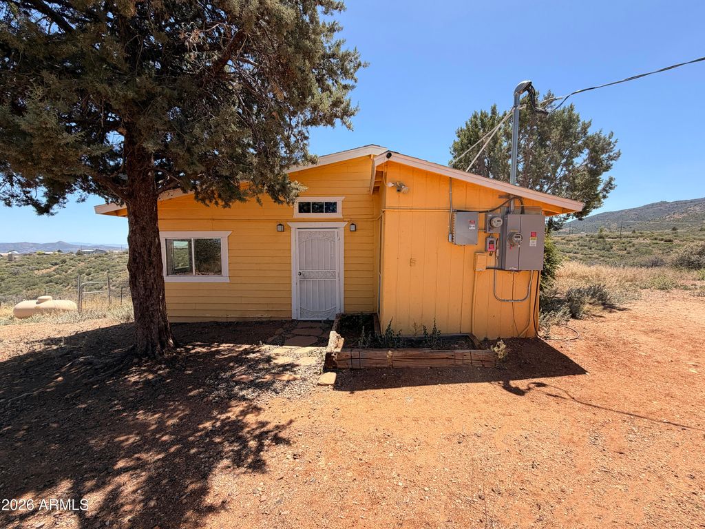 9275 E CHESTNUT HILL Avenue, Dewey, AZ 86327
