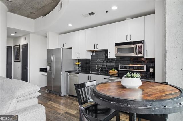 361 17th Street NW 704, Atlanta, GA 30363