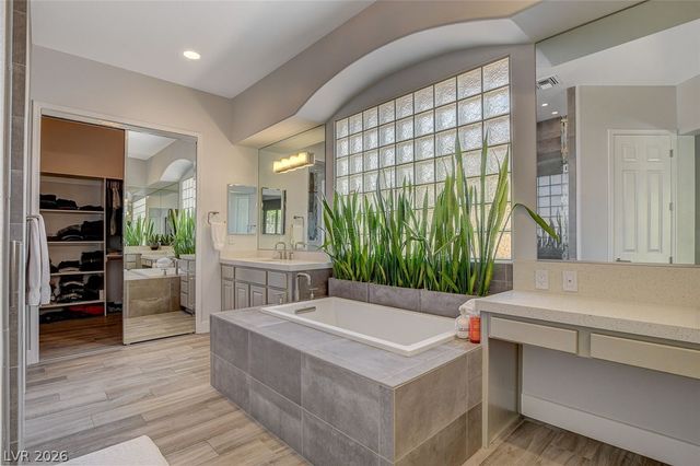 49 Feather Sound Drive, Henderson, NV 89052