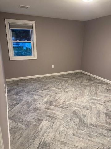 164 W Nicholai Street, Hicksville, NY 11801