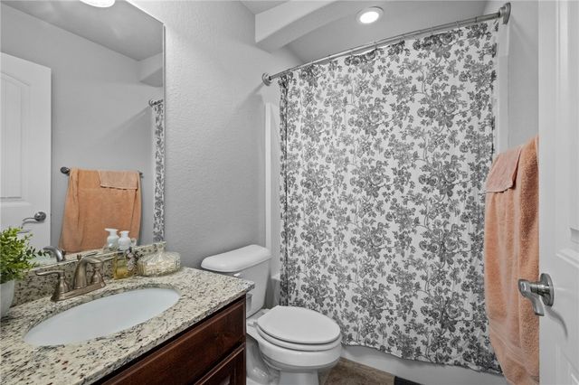 1111 Tulip Street, Centerton, AR 72719