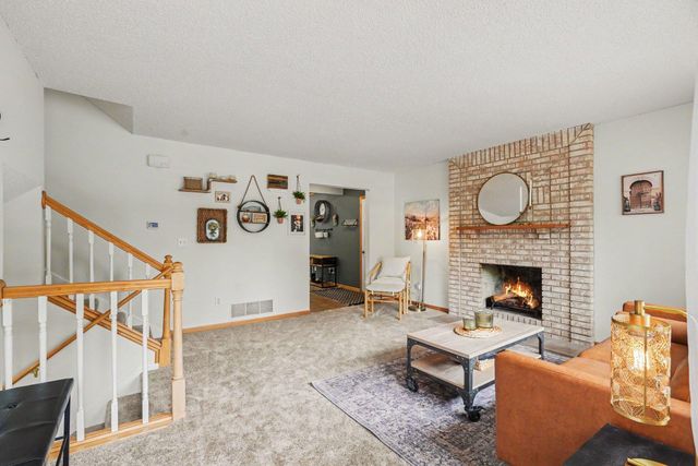 1935 Timber Wolf Trail S, Eagan, MN 55122