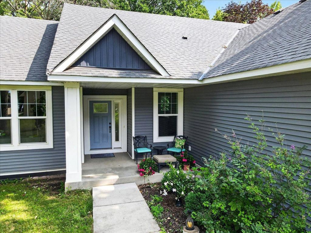 3129 Vale Circle SW, Prior Lake, MN 55372 — exterior