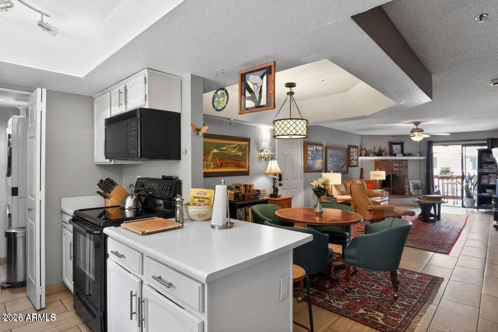 3031 N CIVIC CENTER PLZ Plaza 230, Scottsdale, AZ 85251 — photo 2