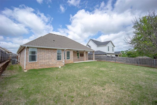 404 Clearview Drive, Washington, OK 73093