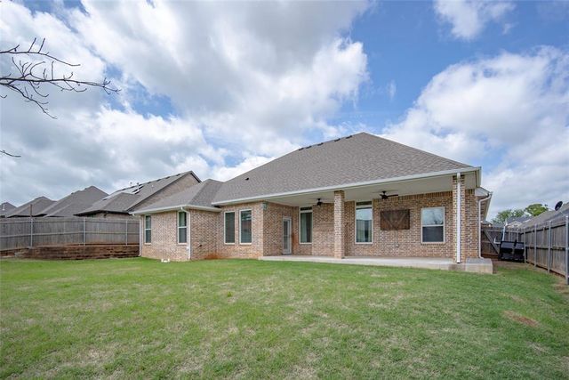 404 Clearview Drive, Washington, OK 73093