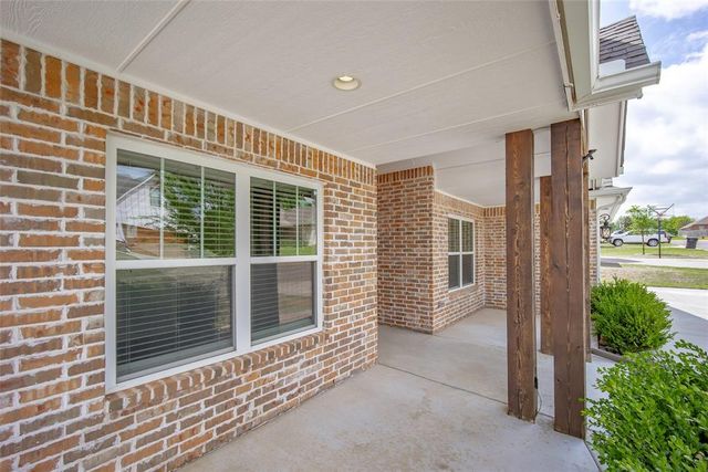 404 Clearview Drive, Washington, OK 73093