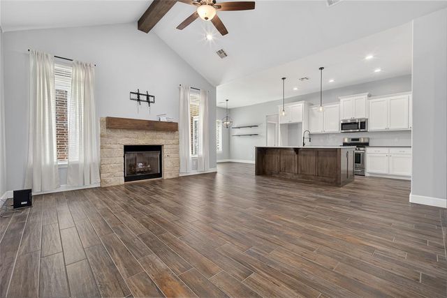 404 Clearview Drive, Washington, OK 73093