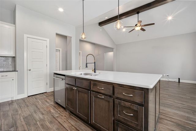 404 Clearview Drive, Washington, OK 73093