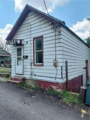 1233 Scott St, Mckeesport, PA 15132