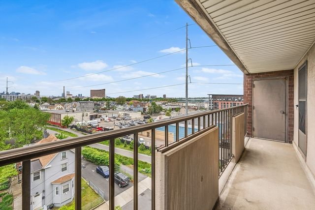 39 Parlin St 503, Everett, MA 02149