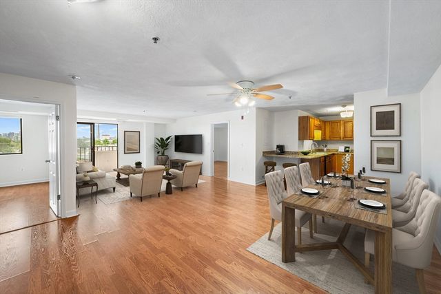 39 Parlin St 503, Everett, MA 02149