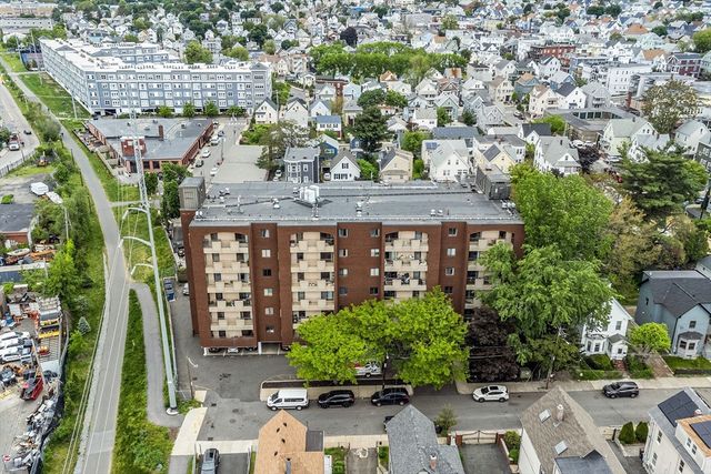 39 Parlin St 503, Everett, MA 02149