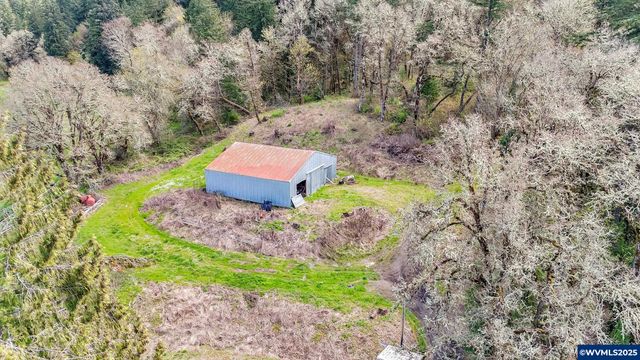 26900 Crow Rd, Eugene, OR 97402
