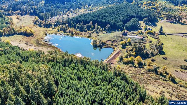 26900 Crow Rd, Eugene, OR 97402