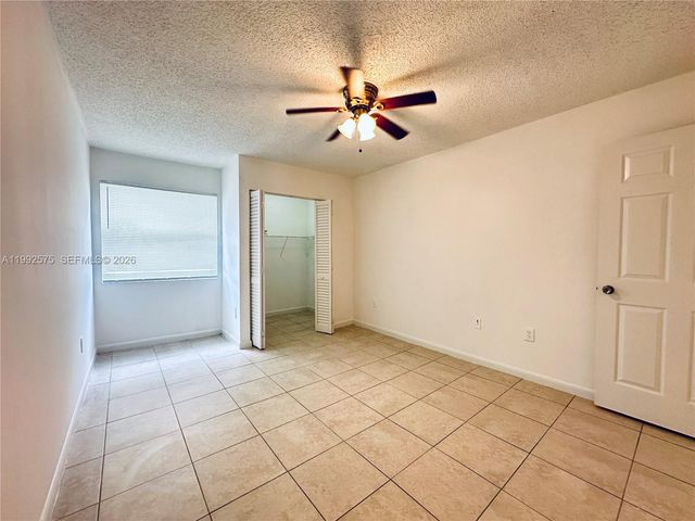 481 SW 113th Way 481, Pembroke Pines, FL 33025